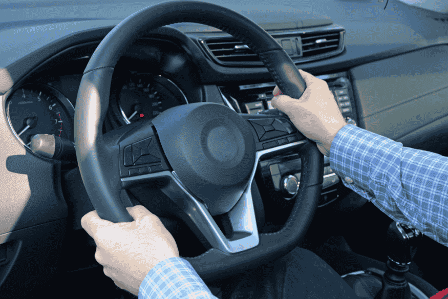 Por que os volantes dos carros nem sempre são perfeitamente redondos?